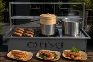 trilogie der zubereitungsarten von Riesengarnelen, gegrillt, gedämpft und gekocht