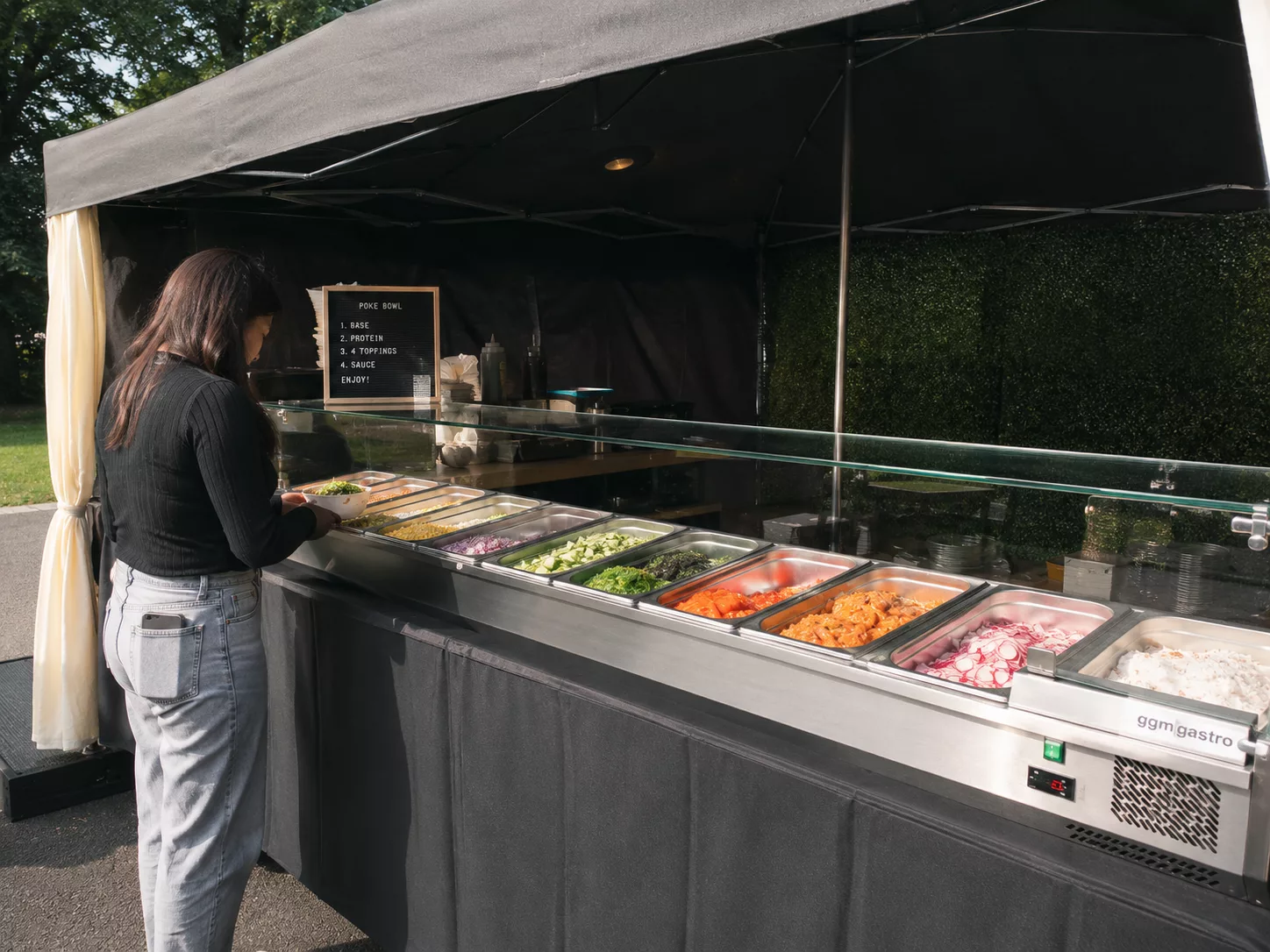 der neue trend aus der veganen vegetarischen welt jetzt bei uns im grillcatering POKE BOWL