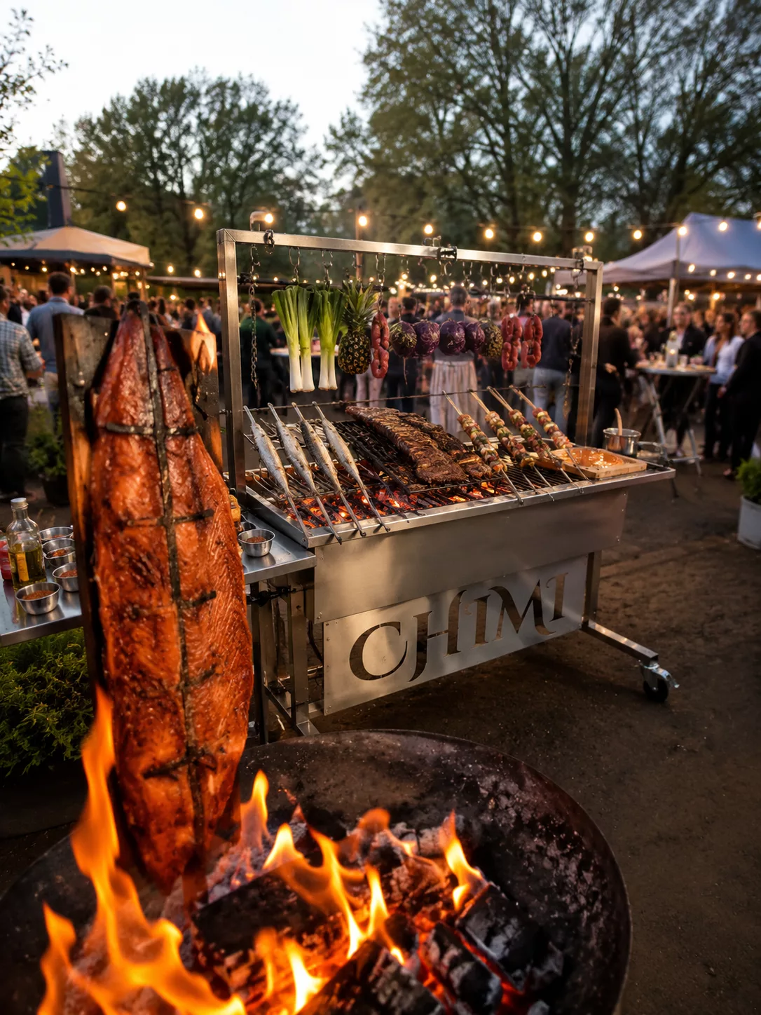 Flammlach uns gute vielseitige Bestückung an diversen Grillgüter auf unserem Grill. chimigrillt.de Ihr Grillcatering Partner für tolles Live Grill