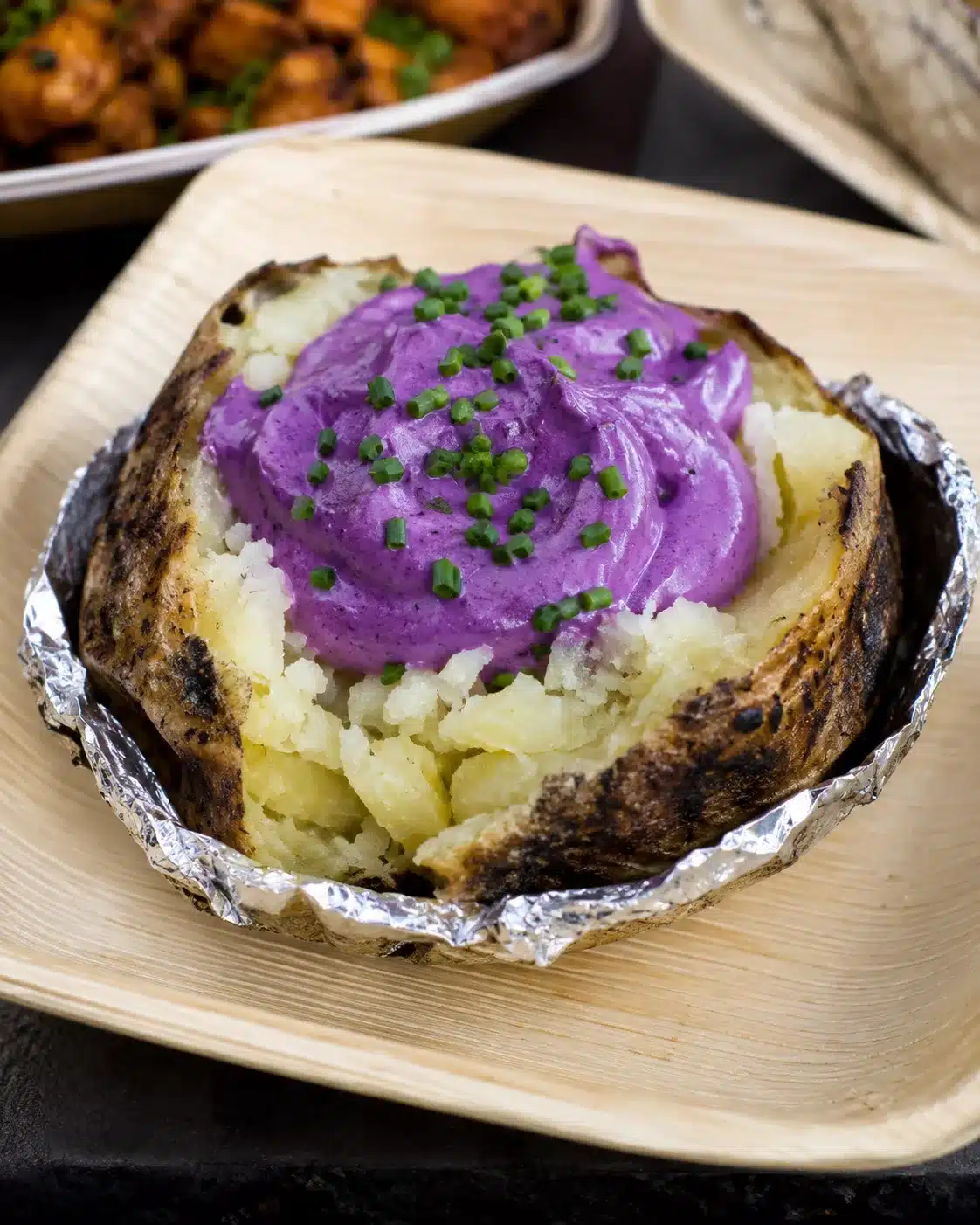 Ideal vermengt mit Sourcreme, schafft der UBE Extrakt nicht nur optisch einen wow effekt, sonder auch geschmacklich