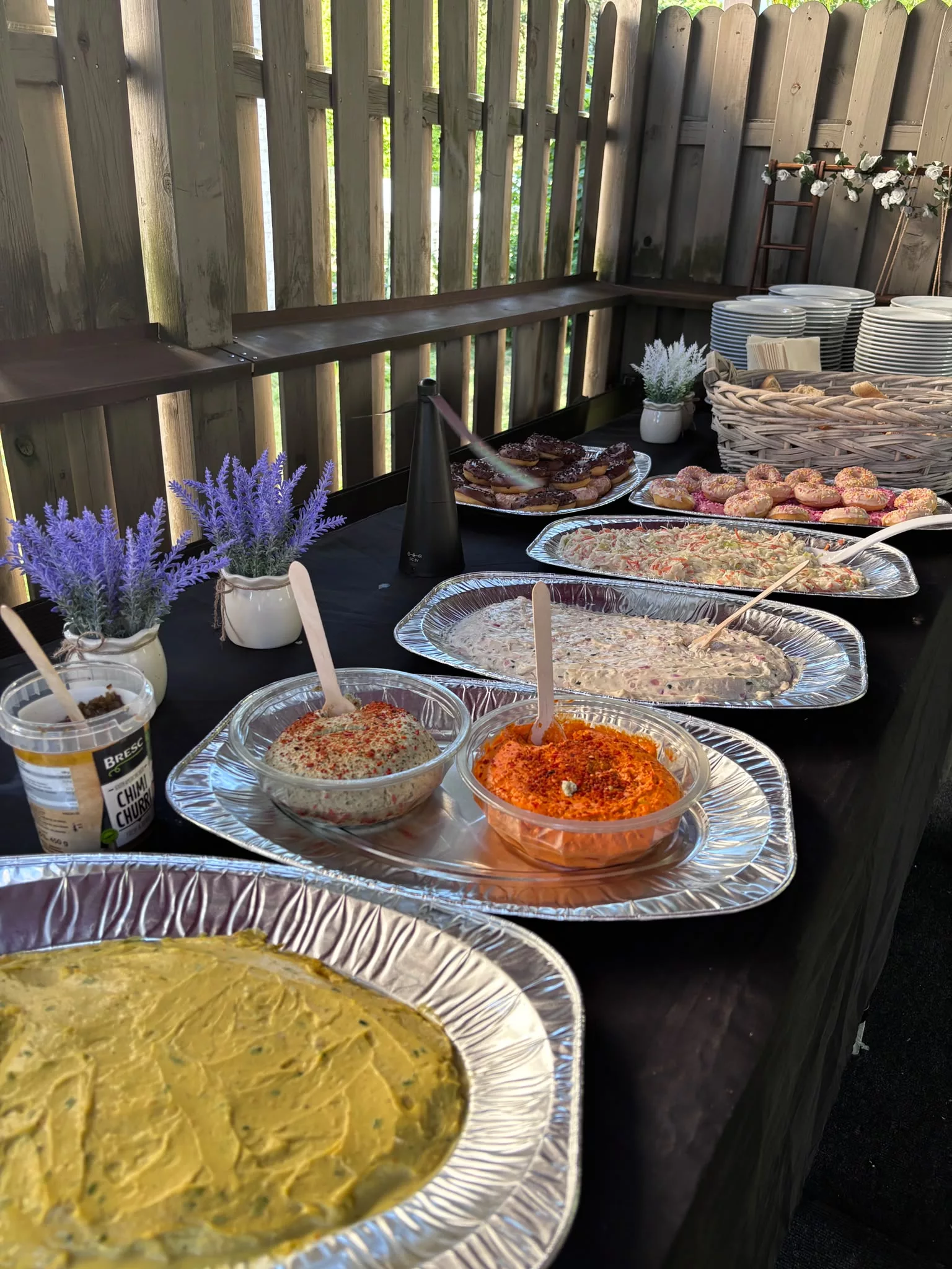 Frischkäse als Dip im Catering