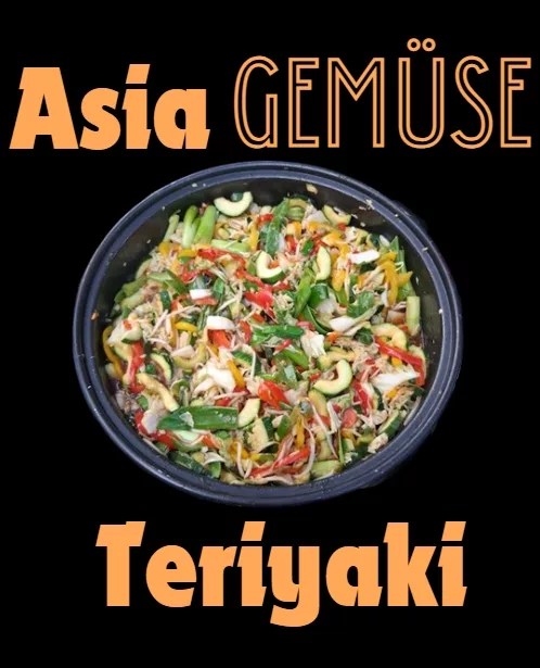 wir sehen eine mit frischem asiagemüse gefüllte grillpfanne. ideal und lecker für veganer